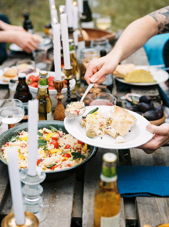 picnic gathering friends nature kinfolk